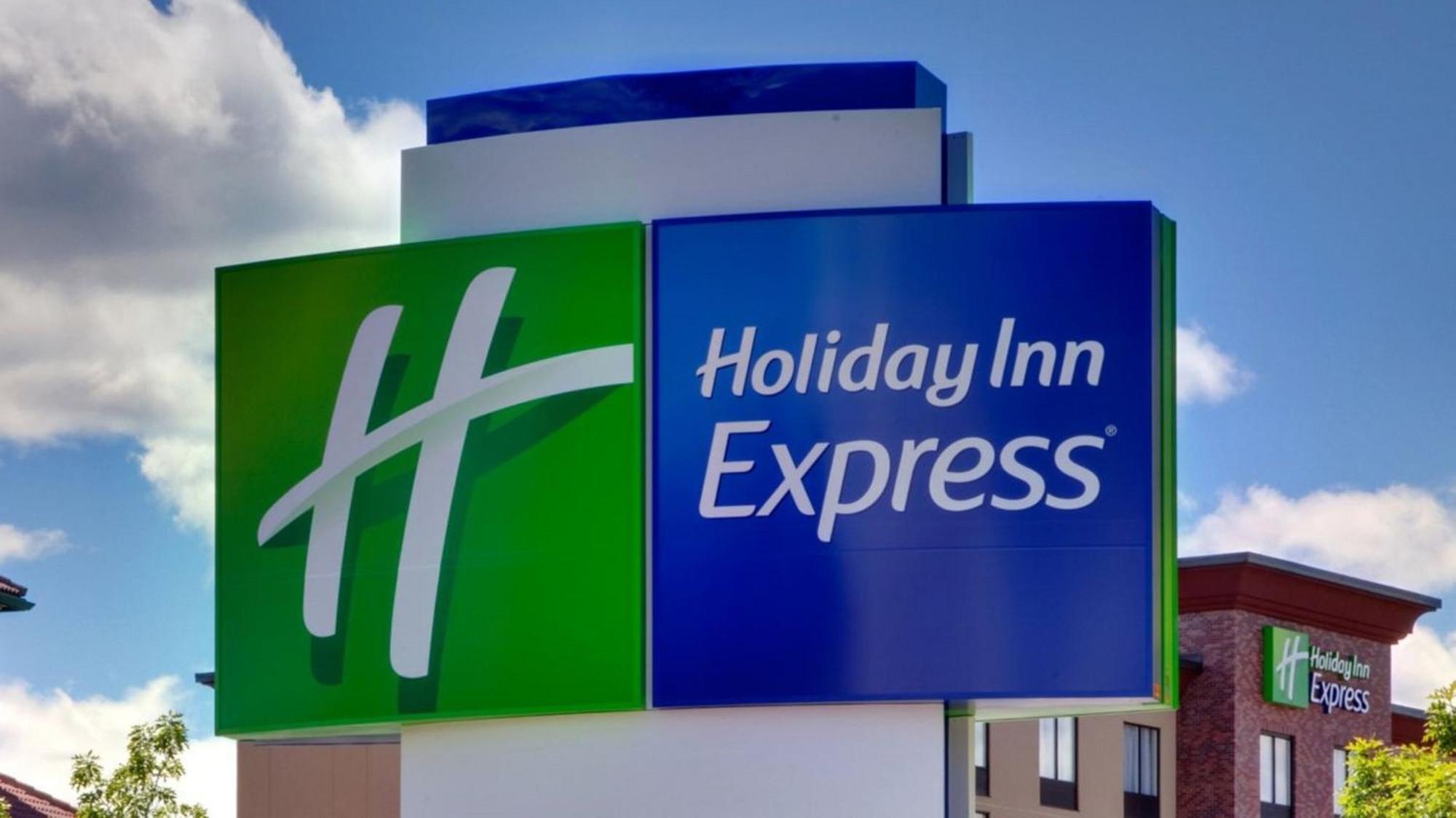 Holiday Inn Express Greencastle, An Ihg Hotel Extérieur photo